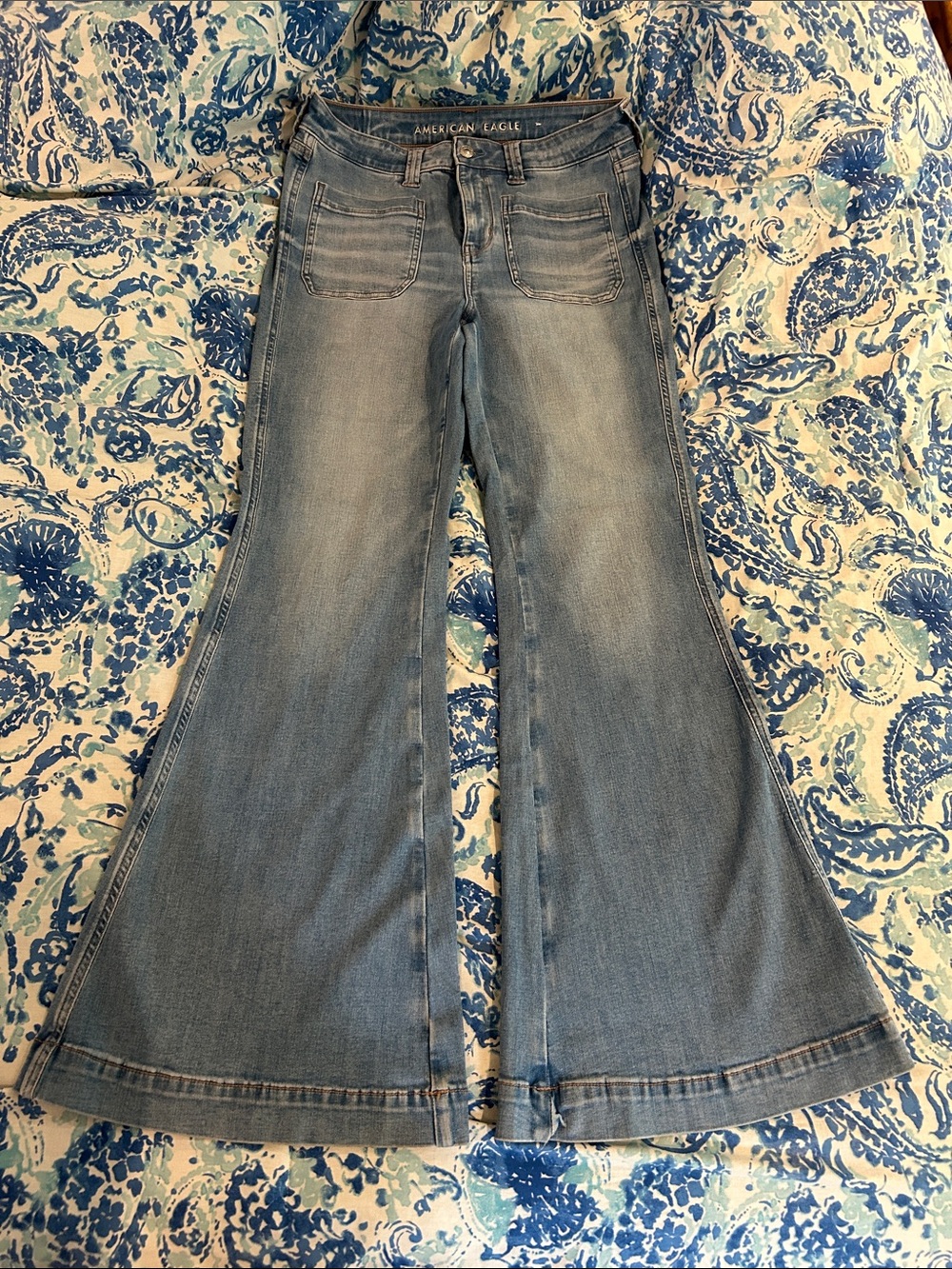 American Eagle Next Level Festival Jeans size 10